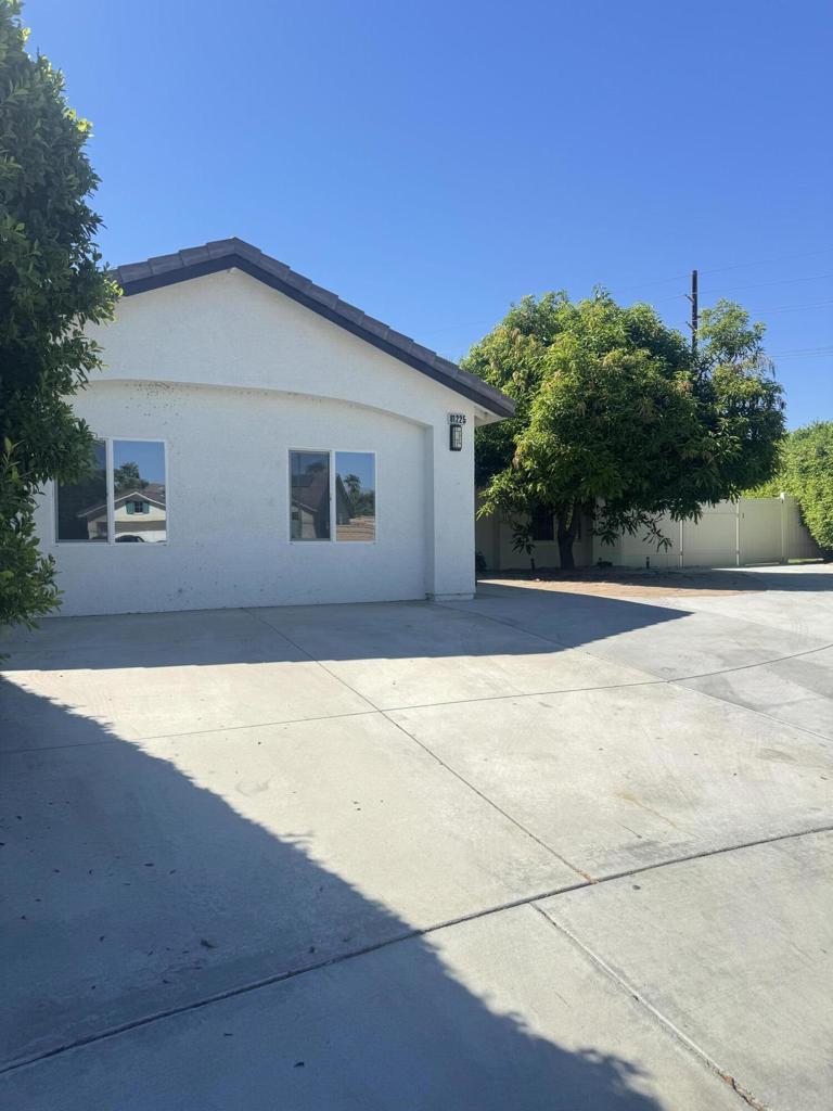 81225 Daffodil Court Property Photo 1