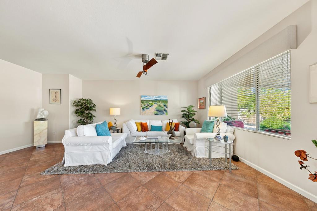 78160 Bovee Circle Property Photo 6