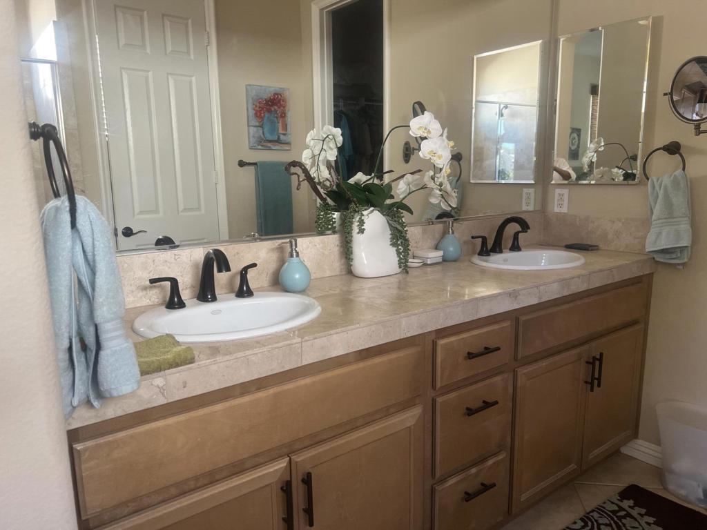 61090 Living Stone Drive Property Photo 11