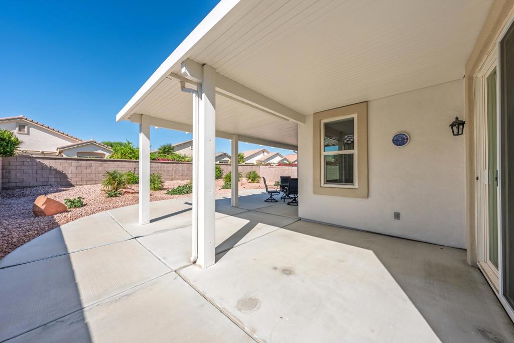 36583 Monarch Pass Property Photo 5