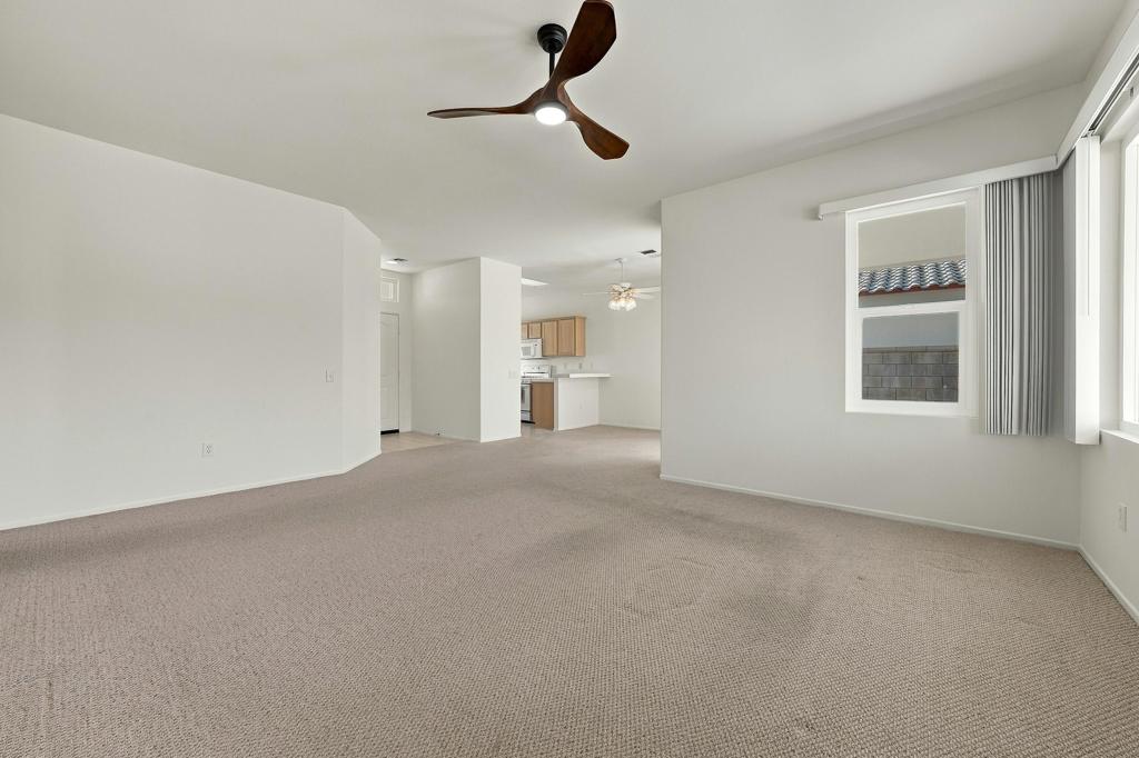 36583 Monarch Pass Property Photo 11