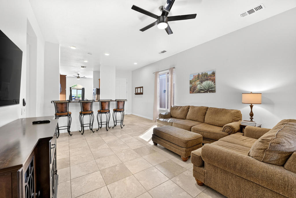 40767 Calle Los Osos Property Photo 3