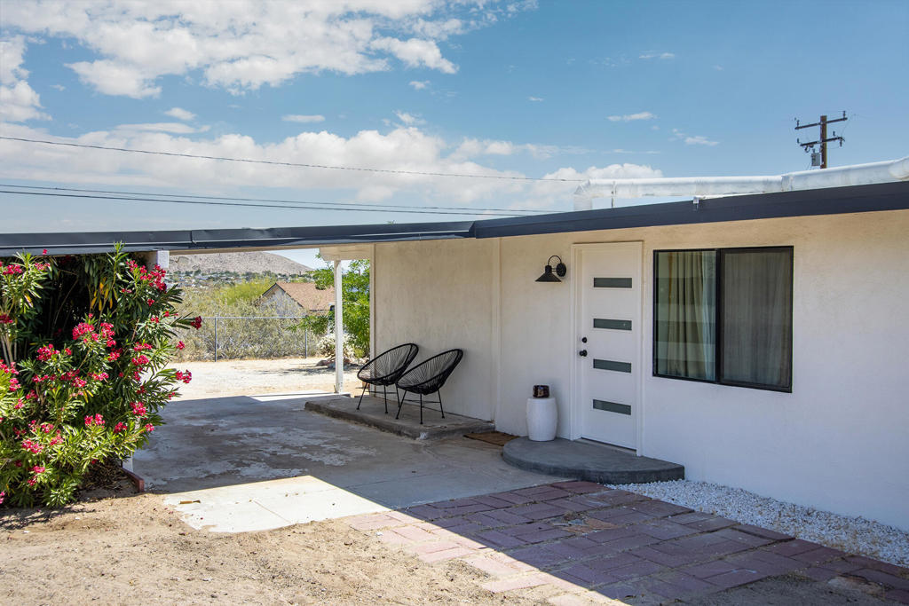 6673 Hillview Road Property Photo 16