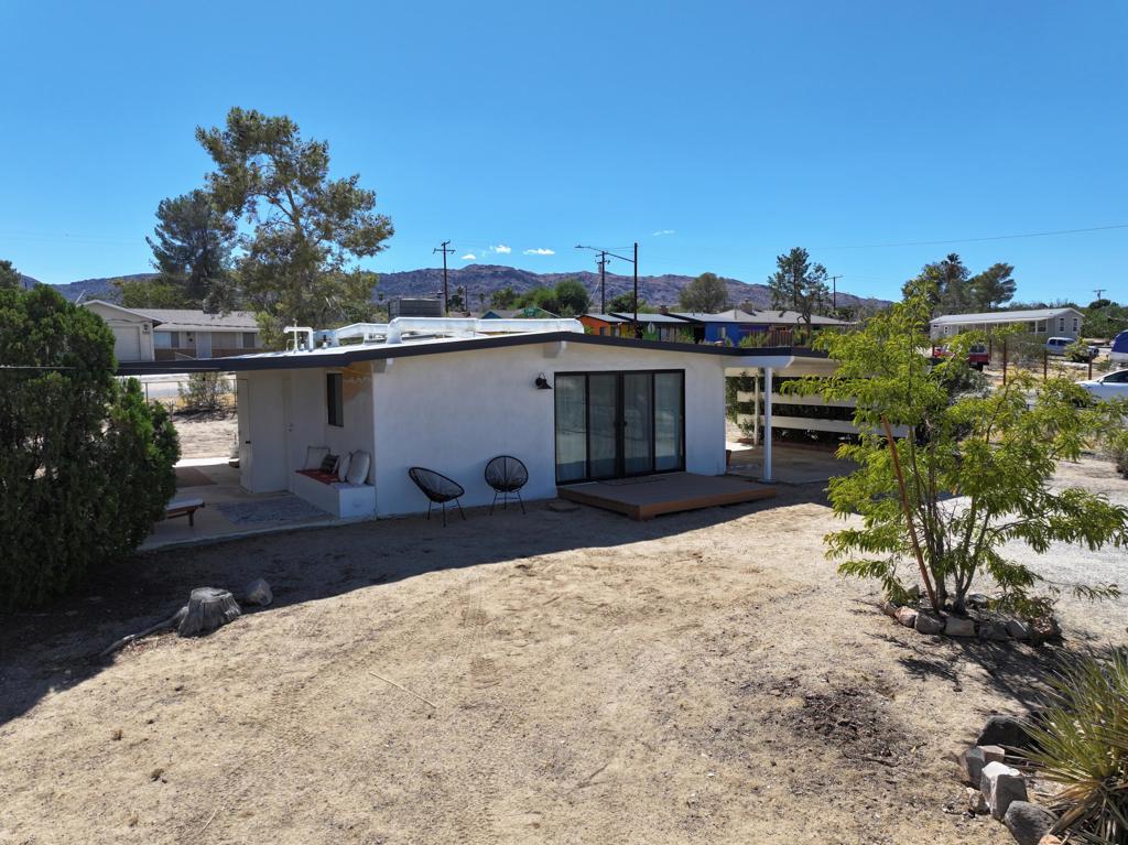 6673 Hillview Road Property Photo 23