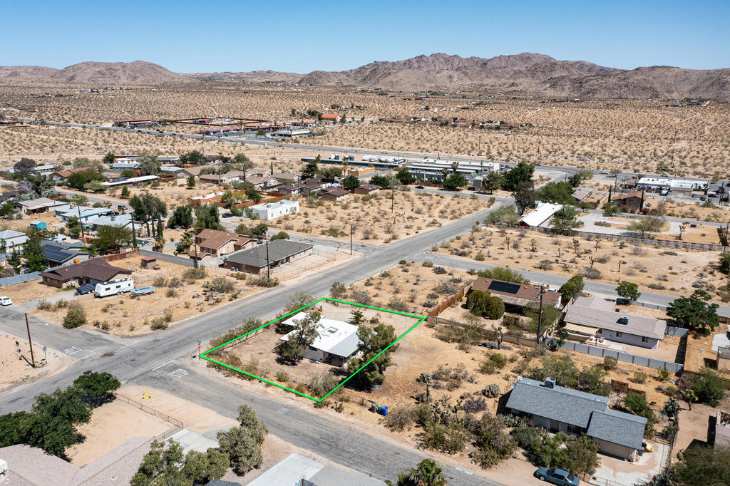 6673 Hillview Road Property Photo 28