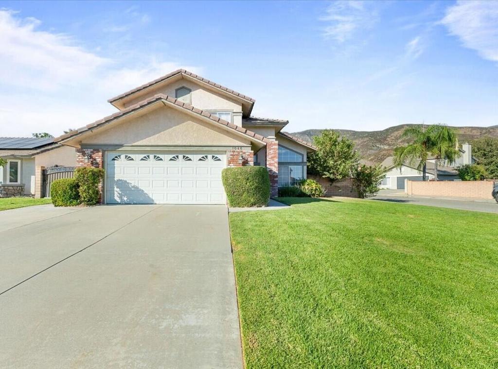 1046 W 57th Street . Property Photo 1