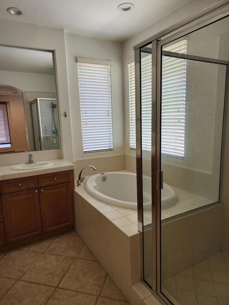 175 Via Milano Property Photo 6