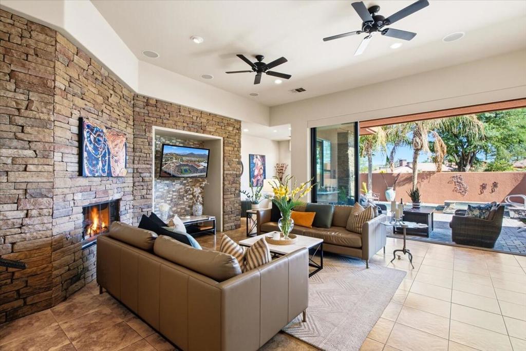 79800 Via Sin Cuidado Property Photo 1