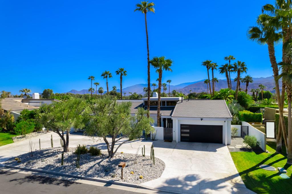 71137 Patricia Park Place Property Photo 2
