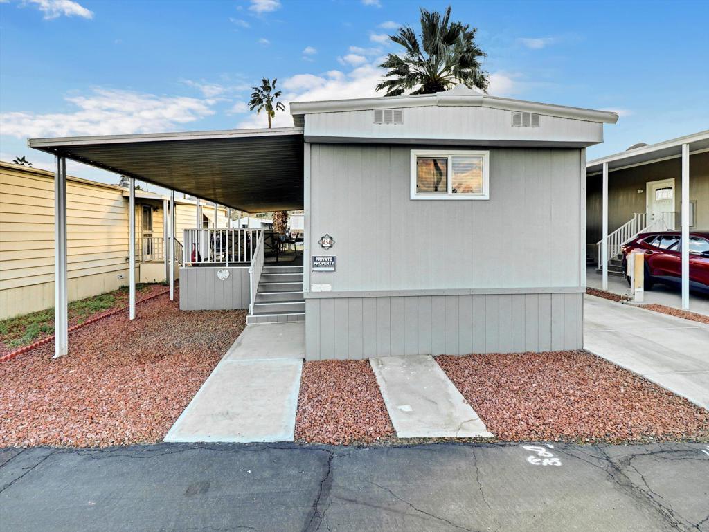 3 Hoover Property Photo 2