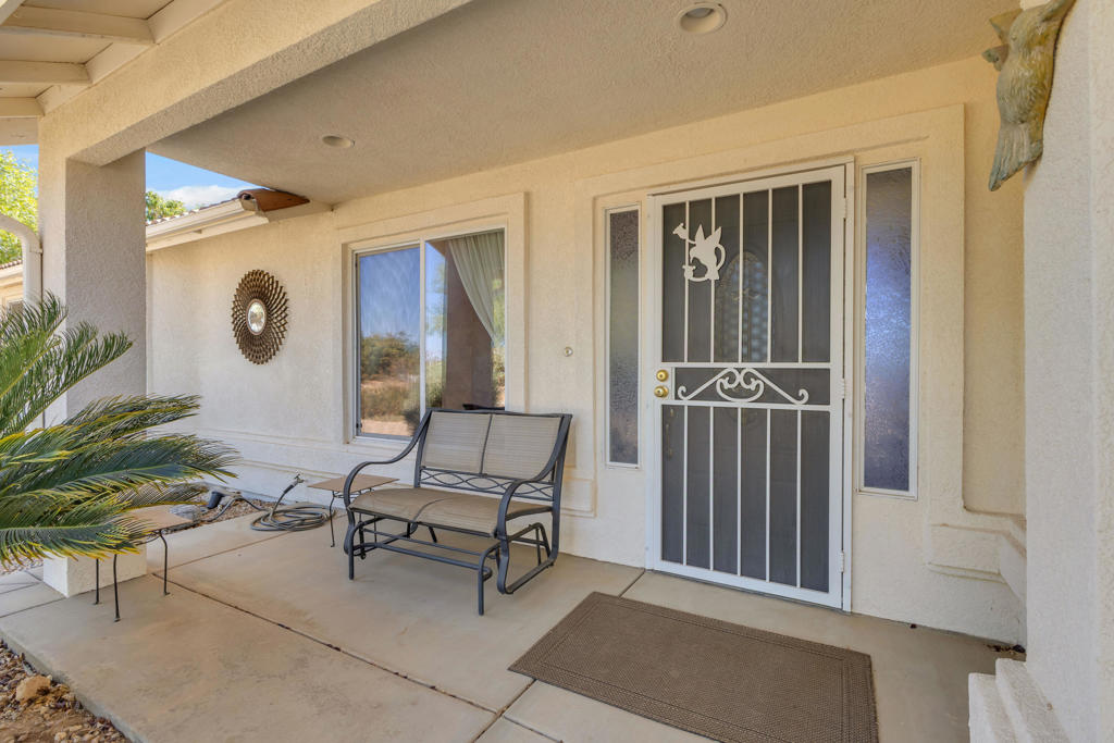 58253 Carlyle Drive Property Photo 5