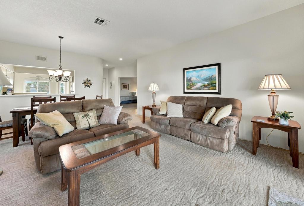 674 Vista Lago Circle N Property Photo 17