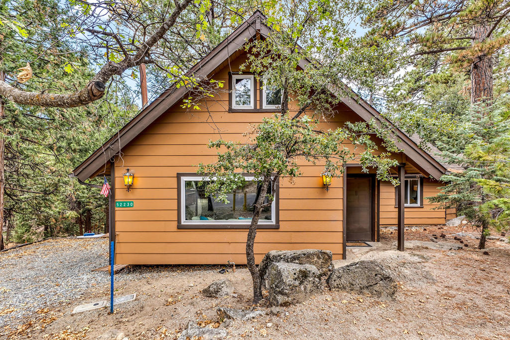 52230 Sylvan Way Property Photo 1