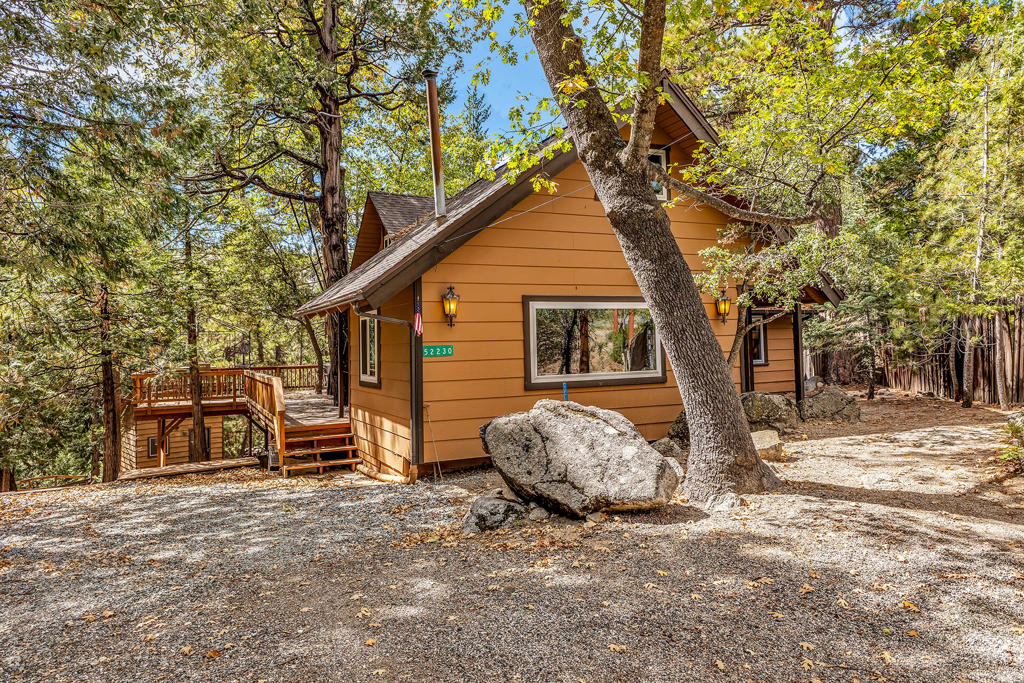 52230 Sylvan Way Property Photo 7