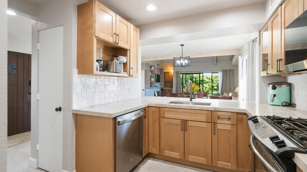 436 Sunningdale Drive Property Photo 15