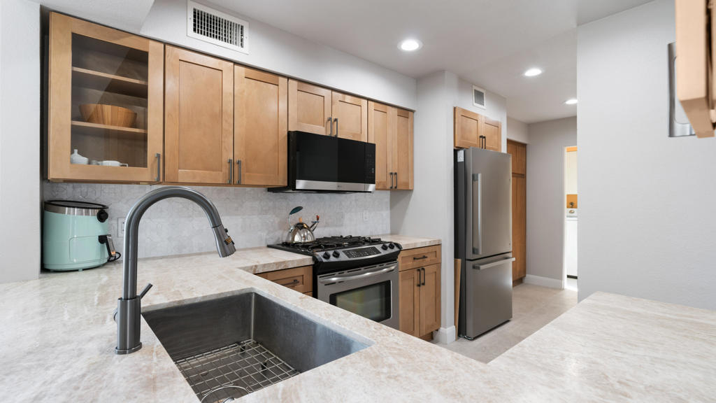 436 Sunningdale Drive Property Photo 17