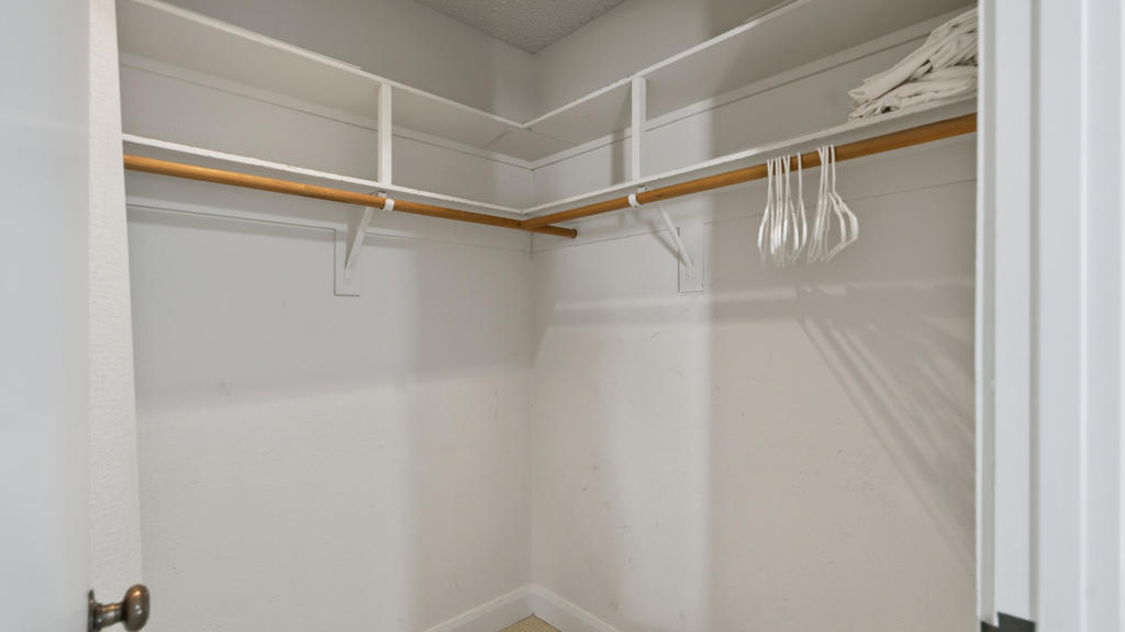 436 Sunningdale Drive Property Photo 34