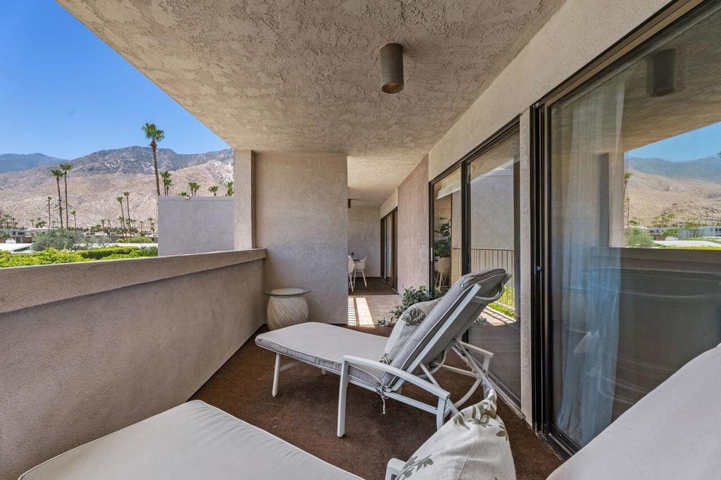 2696 S Sierra Madre F11 Property Photo 18