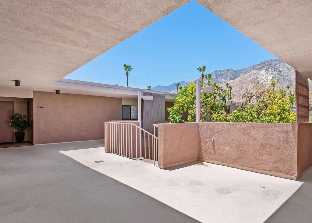 2696 S Sierra Madre F11 Property Photo 20