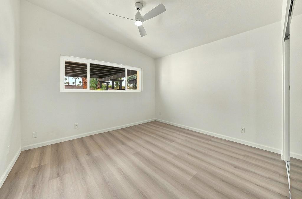 49091 Washington Street Property Photo 15