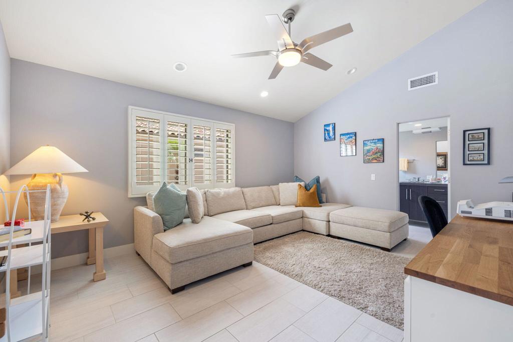 38652 Nasturtium Way Property Photo 16