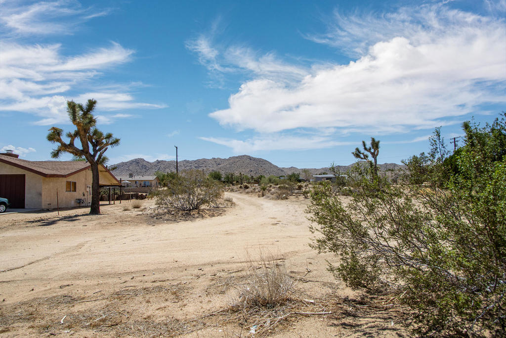 60307 Alta Loma Drive Property Photo 12