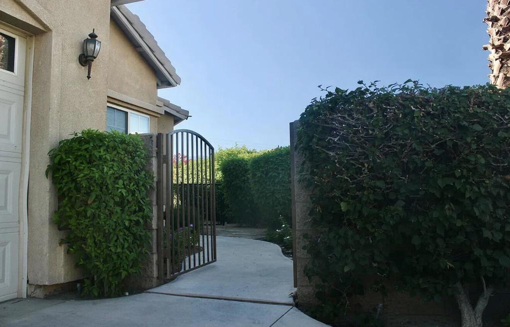 79729 Carmel Valley Avenue Property Photo 2