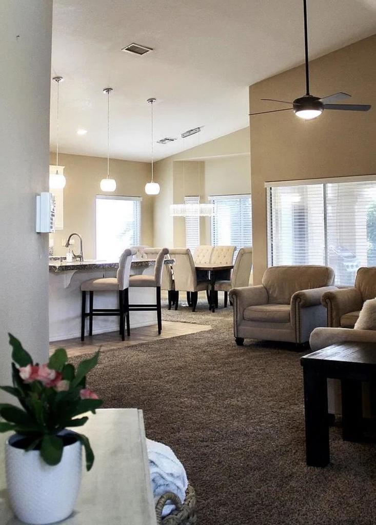 79729 Carmel Valley Avenue Property Photo 4