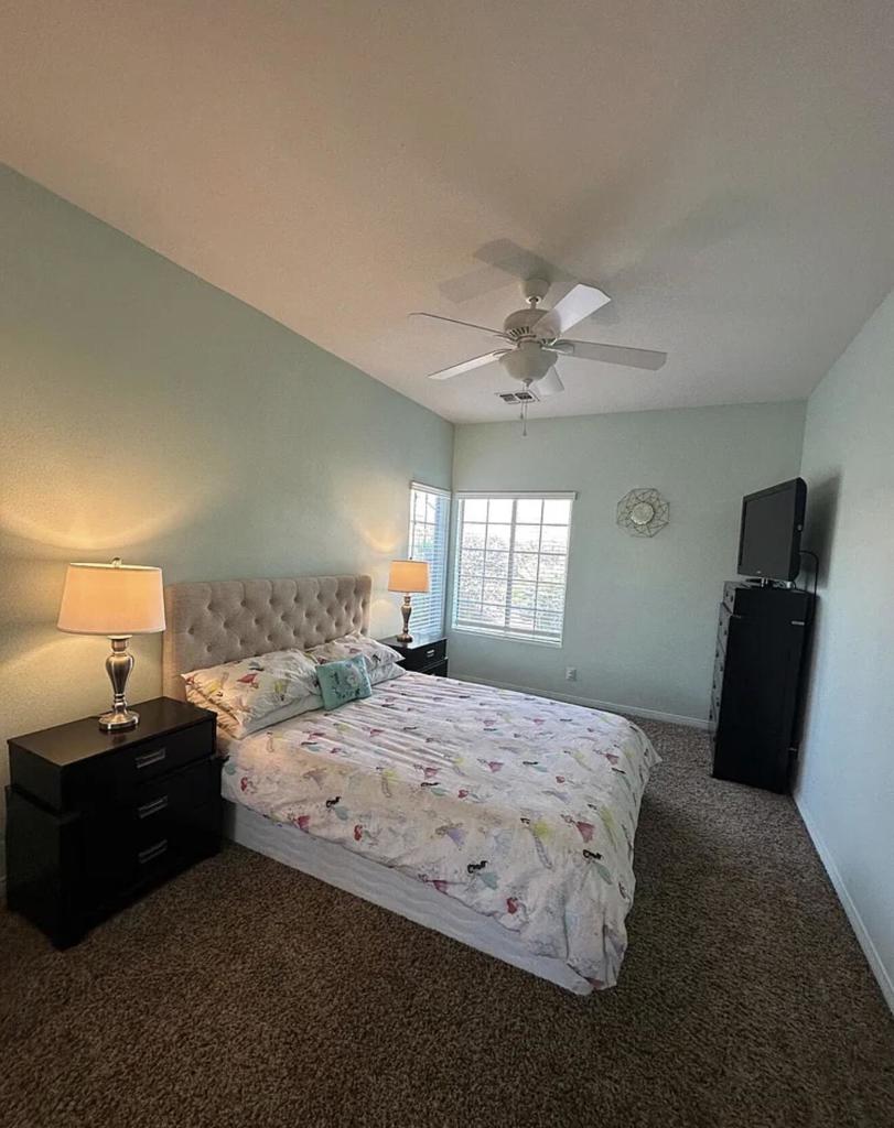 79729 Carmel Valley Avenue Property Photo 15