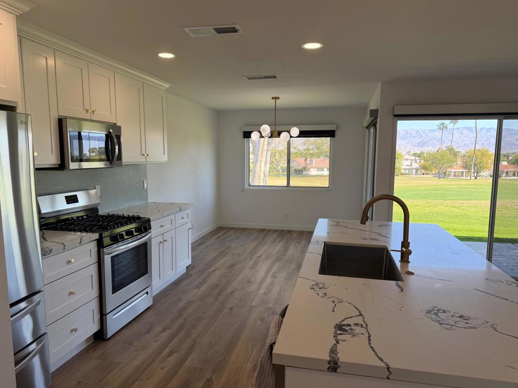 80076 Palm Circle Drive Property Photo 12