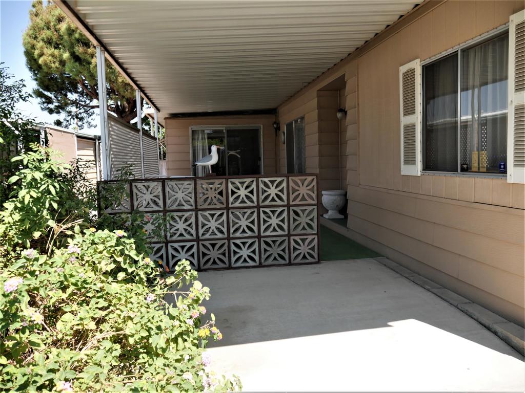 35 Calle De Los Vientos Property Photo 2