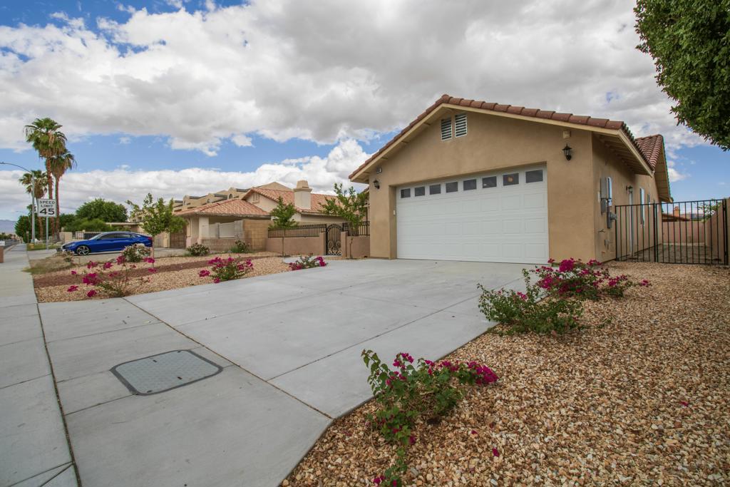 33450 Cathedral Canyon Drive Property Photo 2