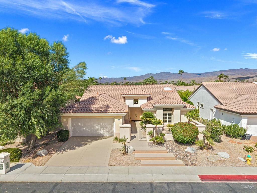 78600 Bougainvillea Drive Property Photo 1
