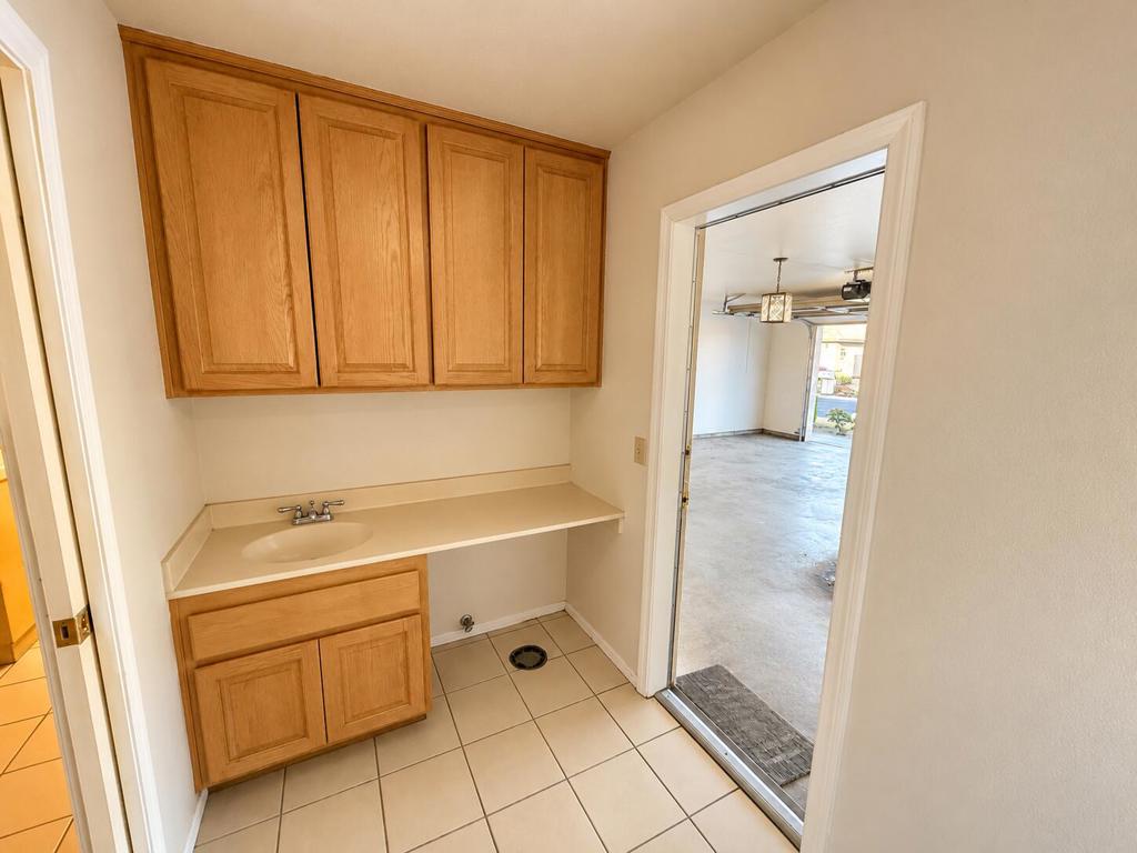 27160 Shadowcrest Lane Property Photo 11