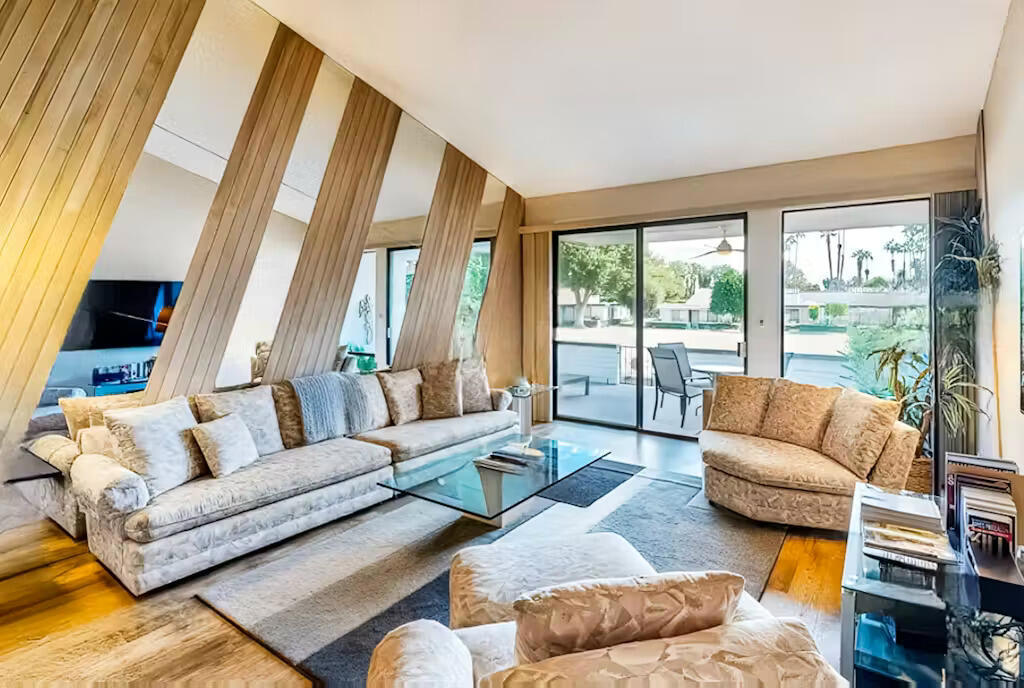 3 Tortosa Drive Property Photo 2