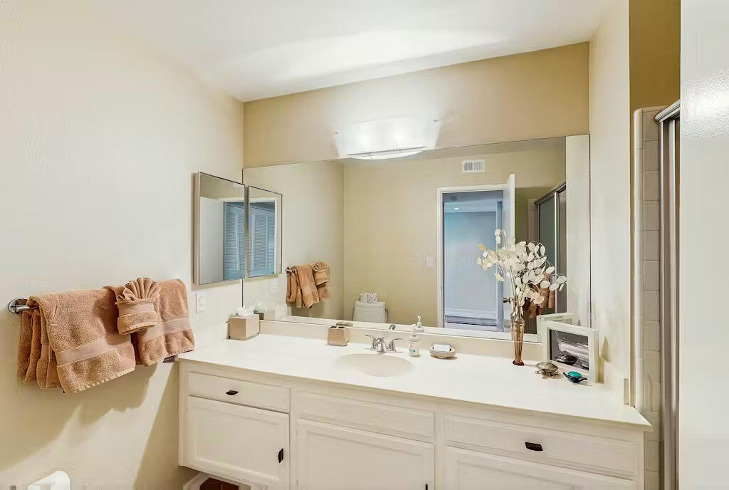 3 Tortosa Drive Property Photo 17