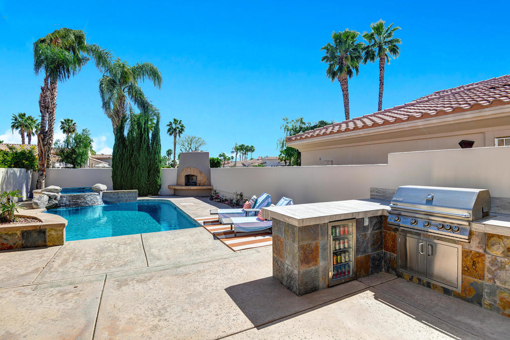 78831 Breckenridge Drive Property Photo 6