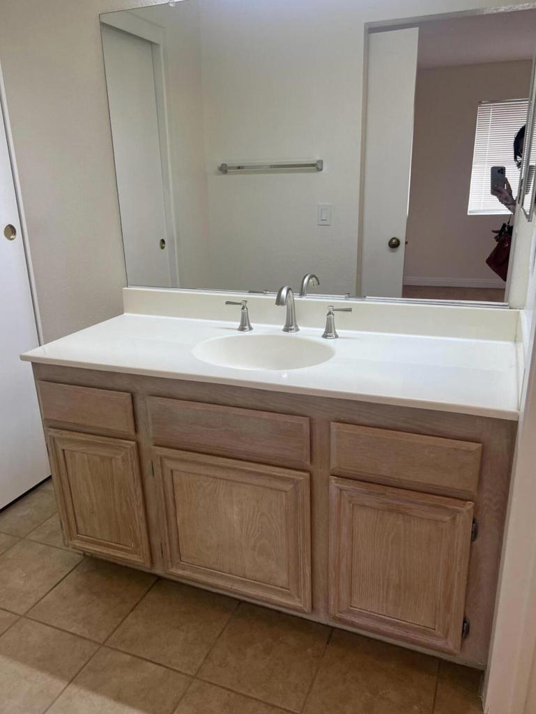 74800 Sheryl 15-3 Property Photo 7