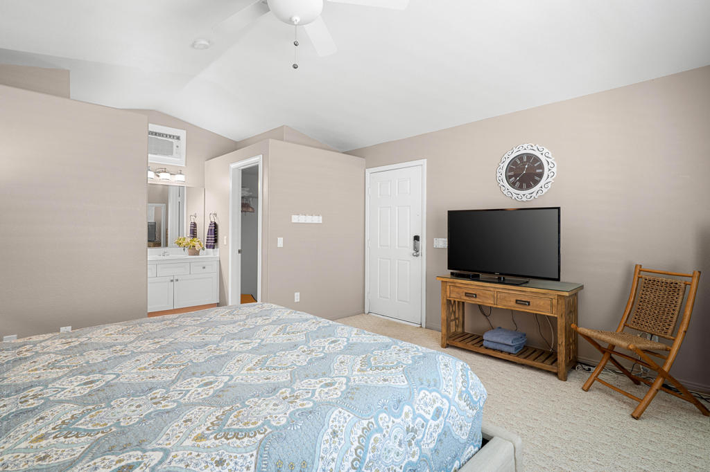 50300 Spyglass Hill Drive Property Photo 23