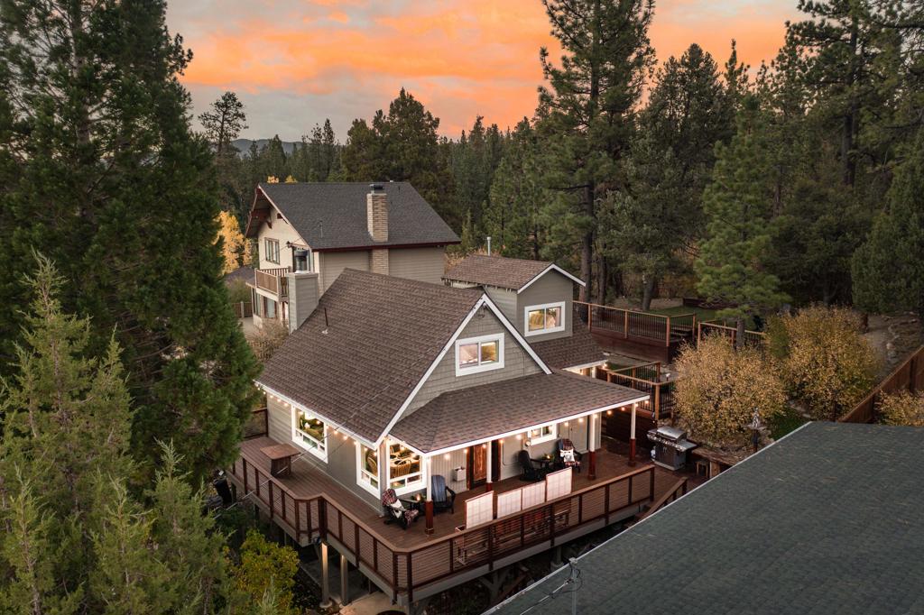 42948 Moonridge Road Property Photo 4