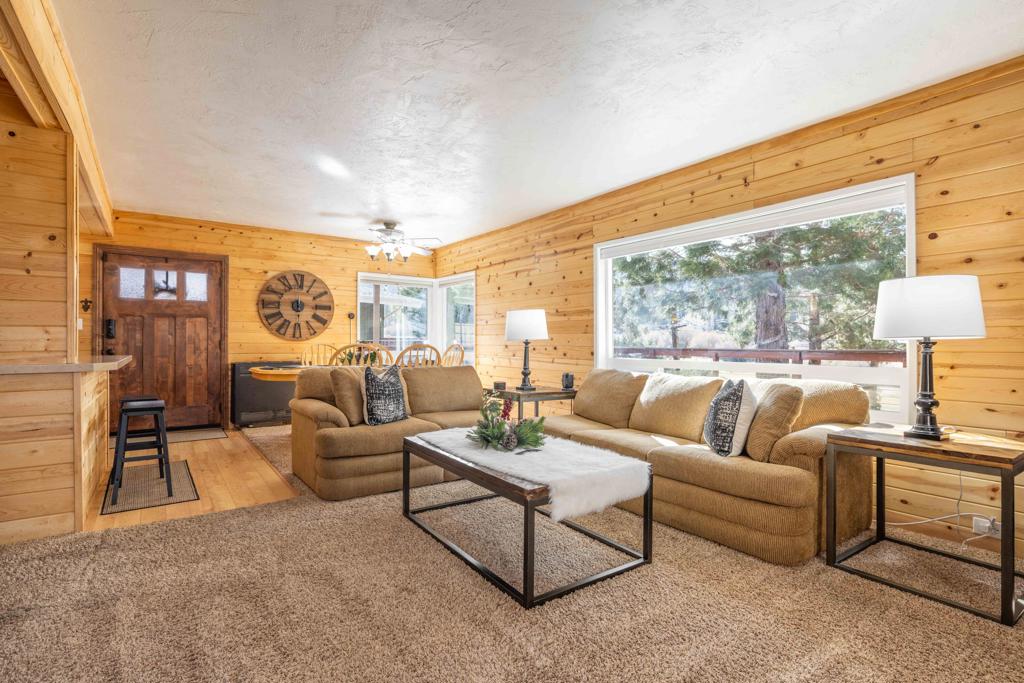 42948 Moonridge Road Property Photo 15