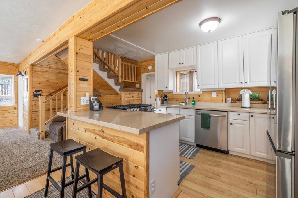 42948 Moonridge Road Property Photo 18