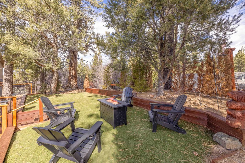 42948 Moonridge Road Property Photo 45