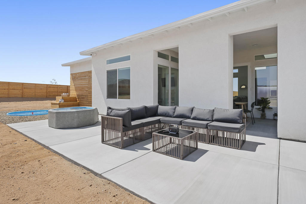 61723 Highland View Drive Property Photo 18