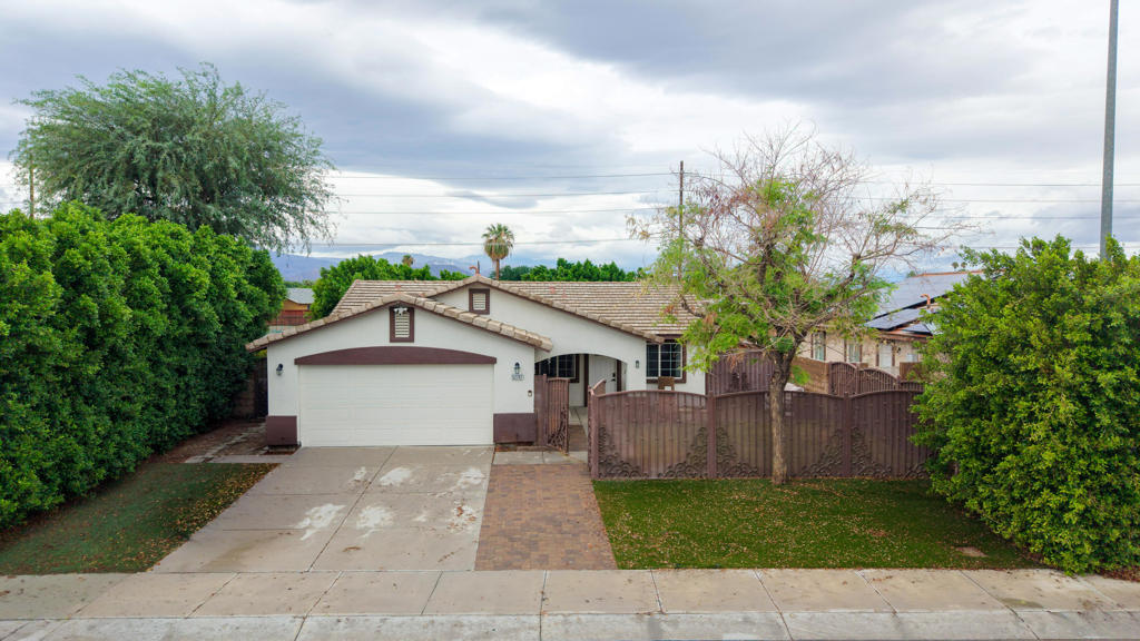 52787 Genoa Street Property Photo 12