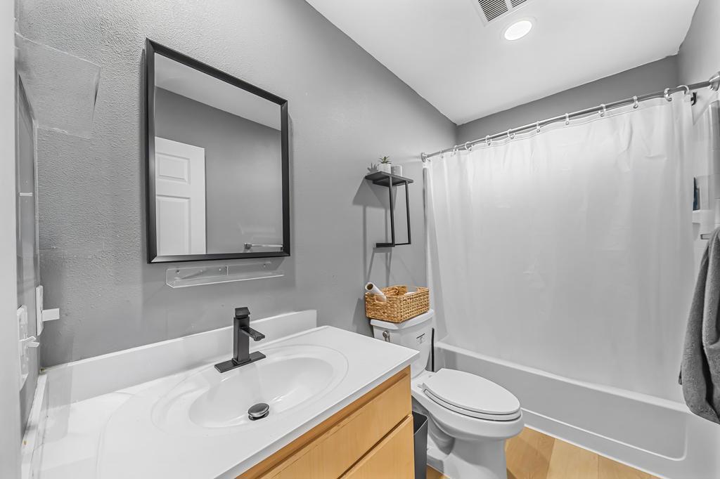 52787 Genoa Street Property Photo 36