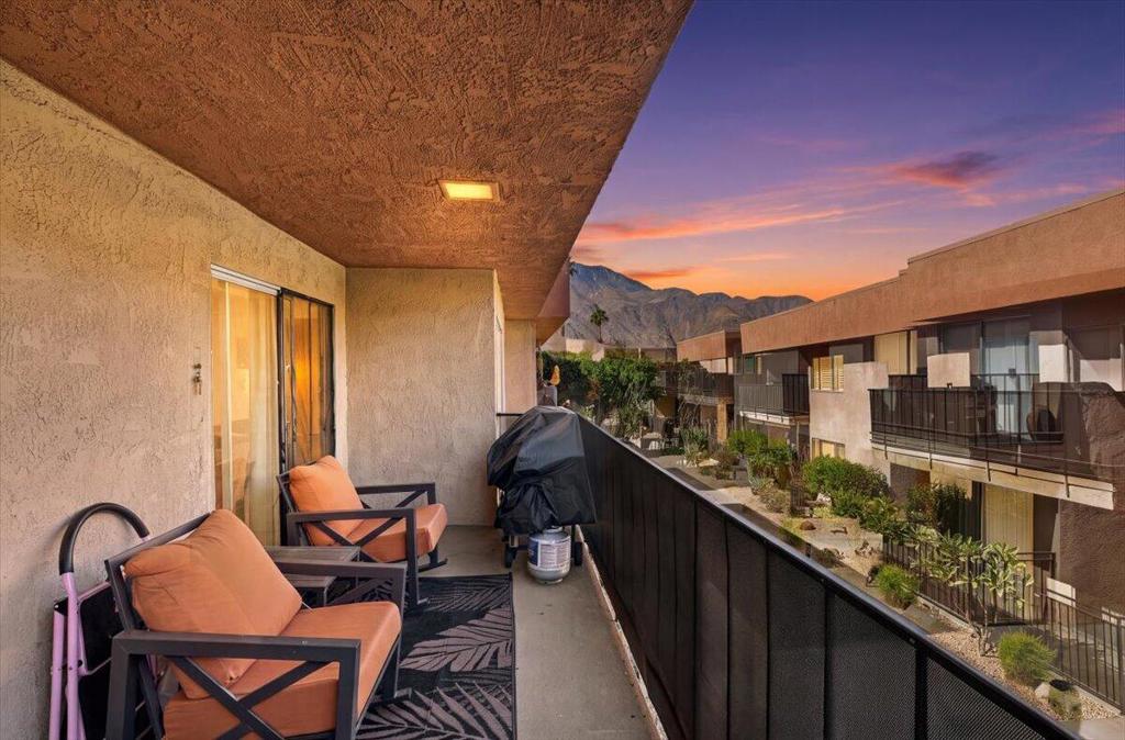 400 N Sunrise Way 224 Property Photo 6