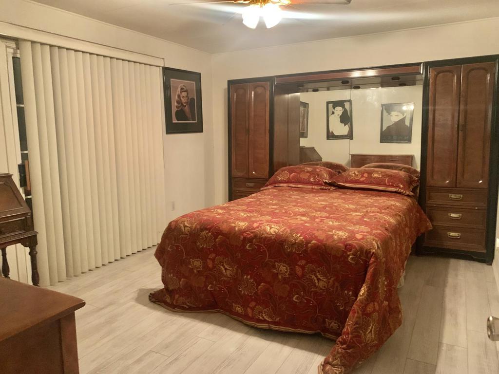 377 Club Circle Drive Property Photo 15