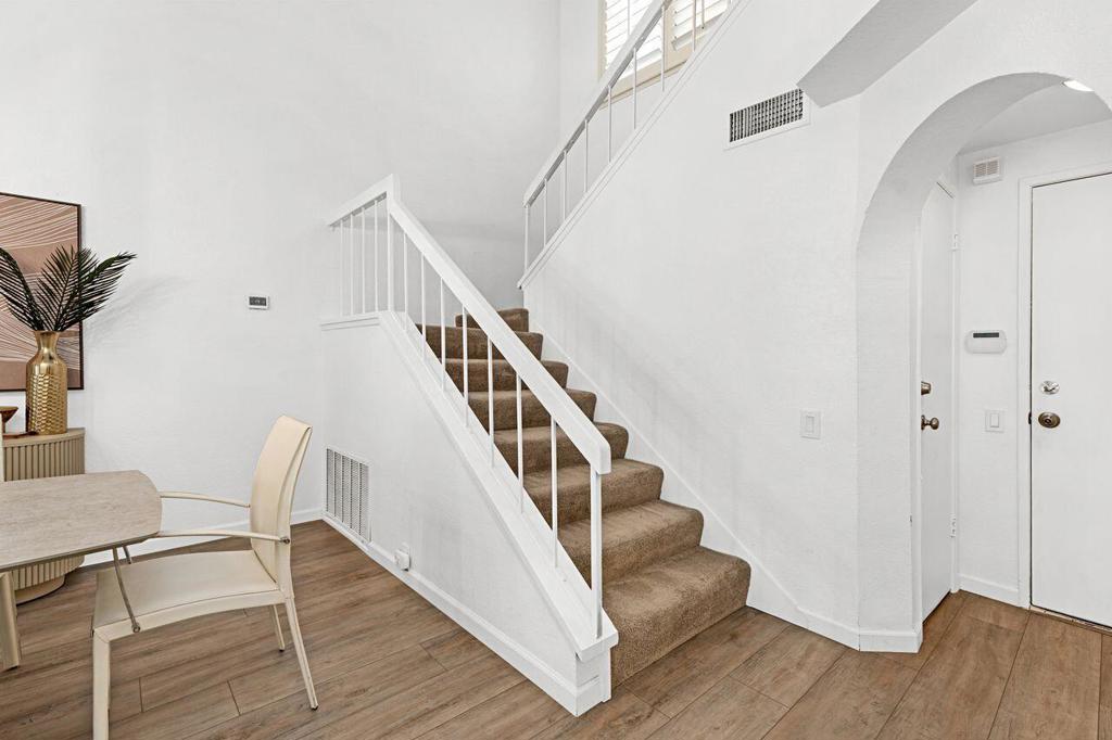73447 Foxtail Lane Property Photo 8