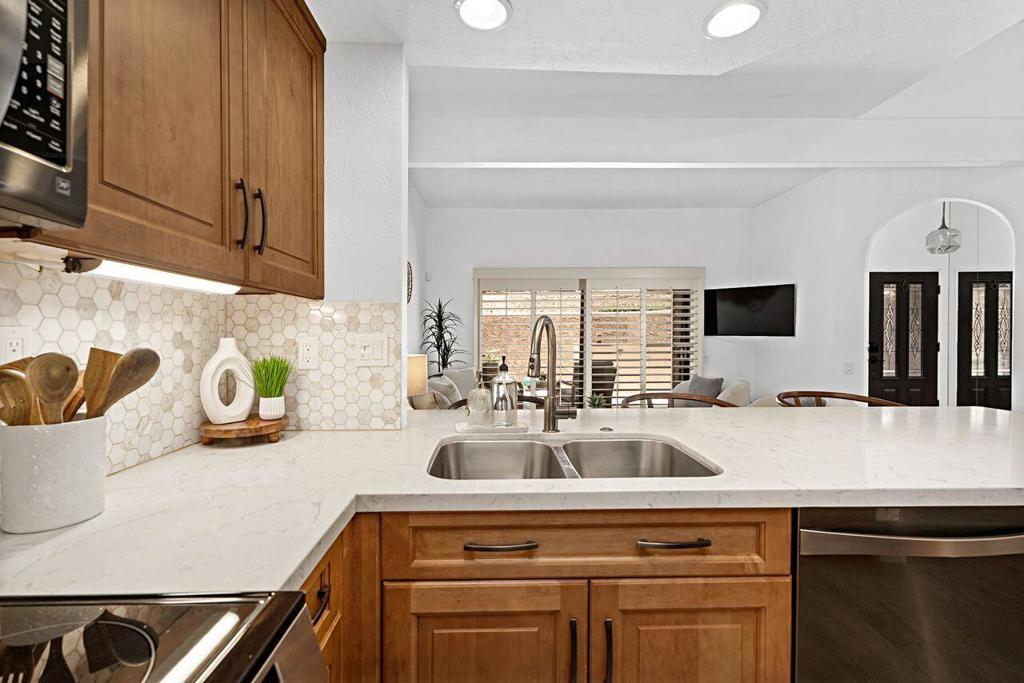 73447 Foxtail Lane Property Photo 12